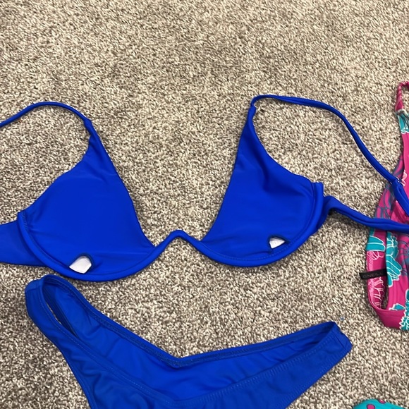 Two bikini sets - Picture 5 of 6